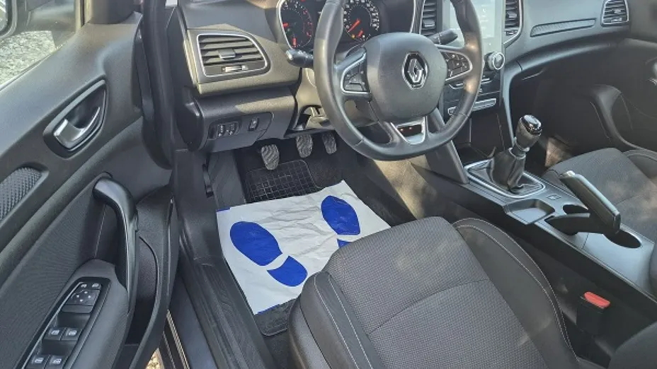 RENAULT Megane -