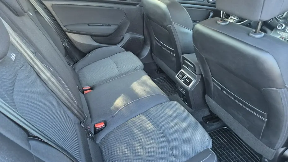 RENAULT Megane -