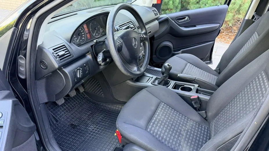 MERCEDES-BENZ A Klasa -