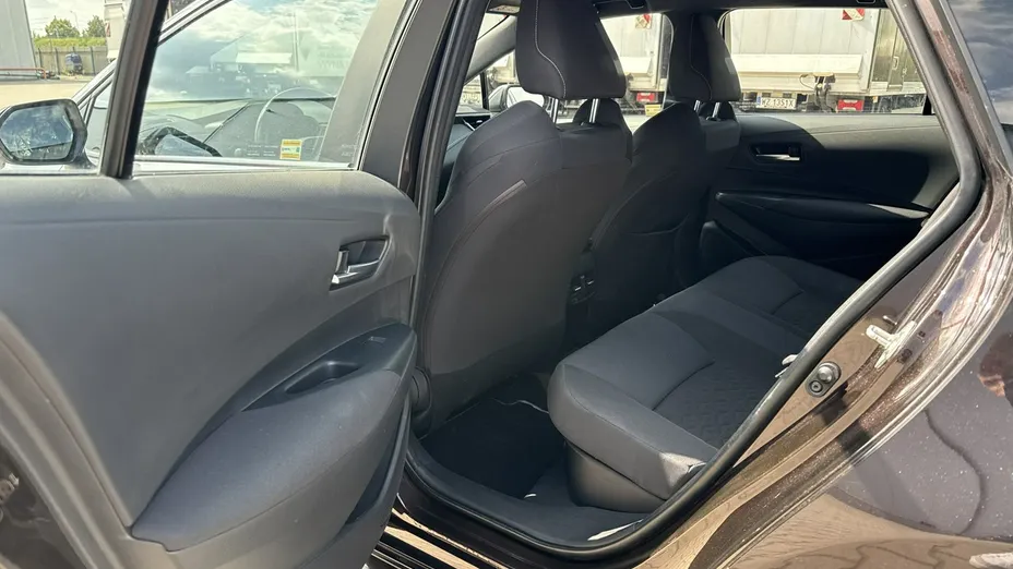 TOYOTA Corolla -