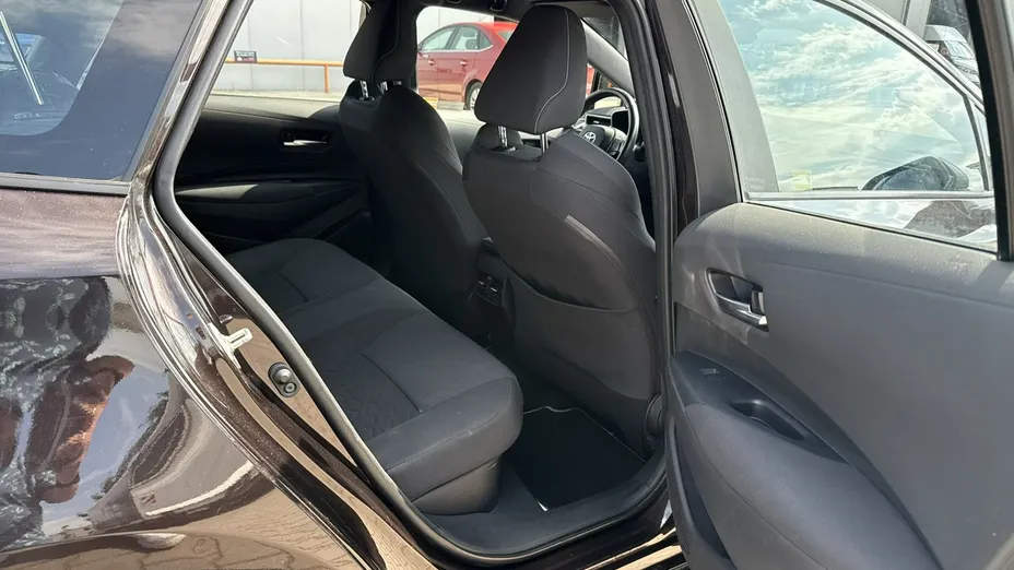 TOYOTA Corolla -