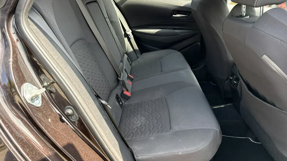 TOYOTA Corolla -
