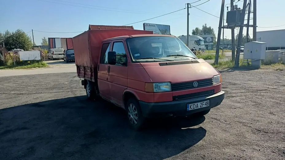 VOLKSWAGEN Transporter -