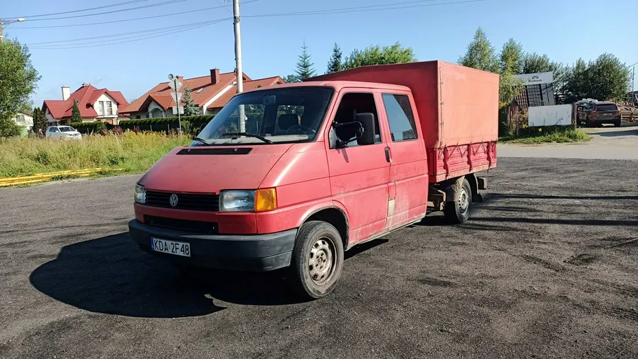 VOLKSWAGEN Transporter -