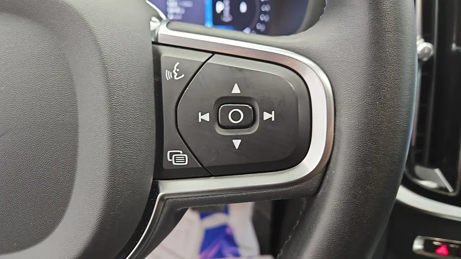 VOLVO V60 -
