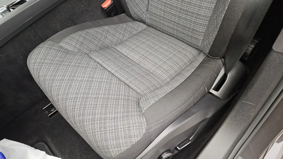 VOLVO V60 -
