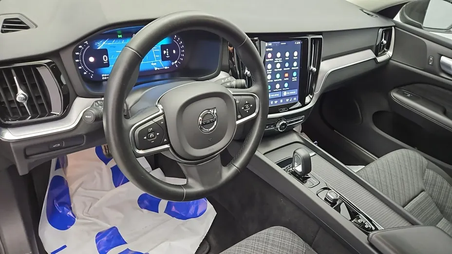 VOLVO V60 -