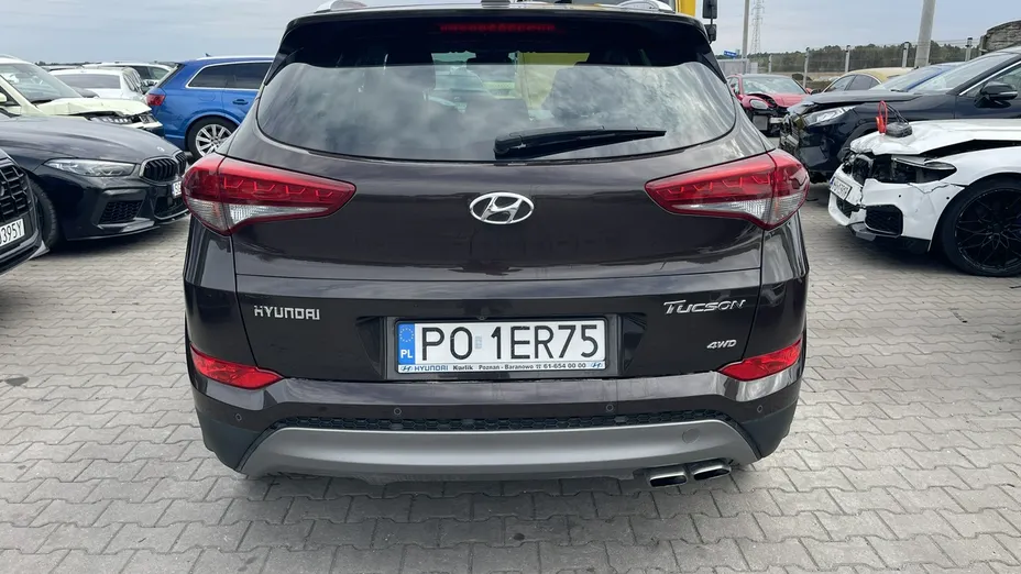 HYUNDAI Tucson -