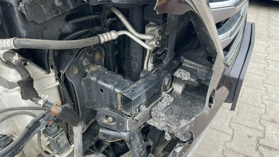 HYUNDAI Tucson -