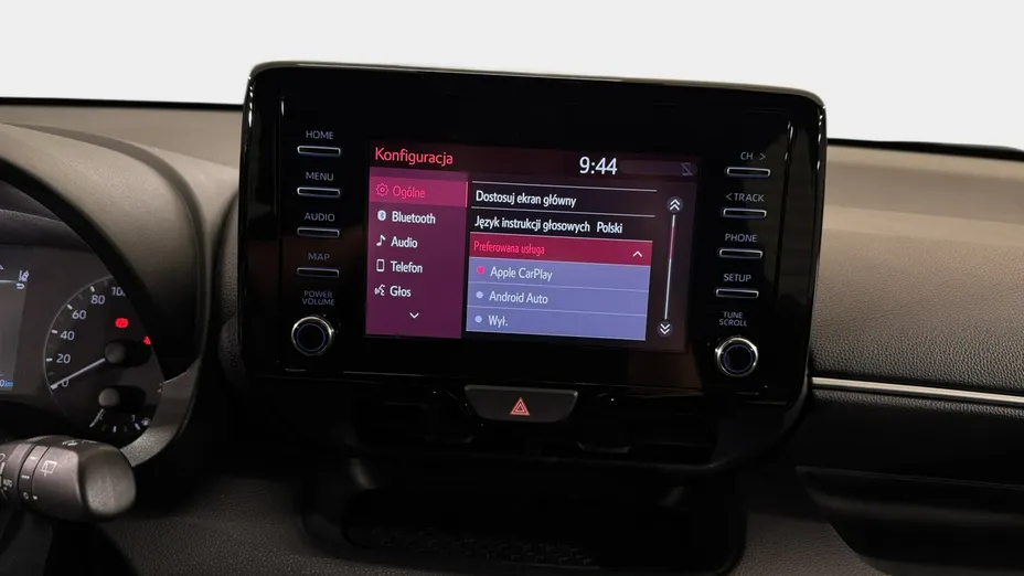 TOYOTA Yaris -