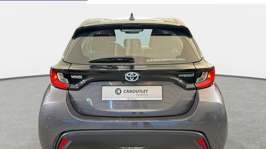 TOYOTA Yaris -