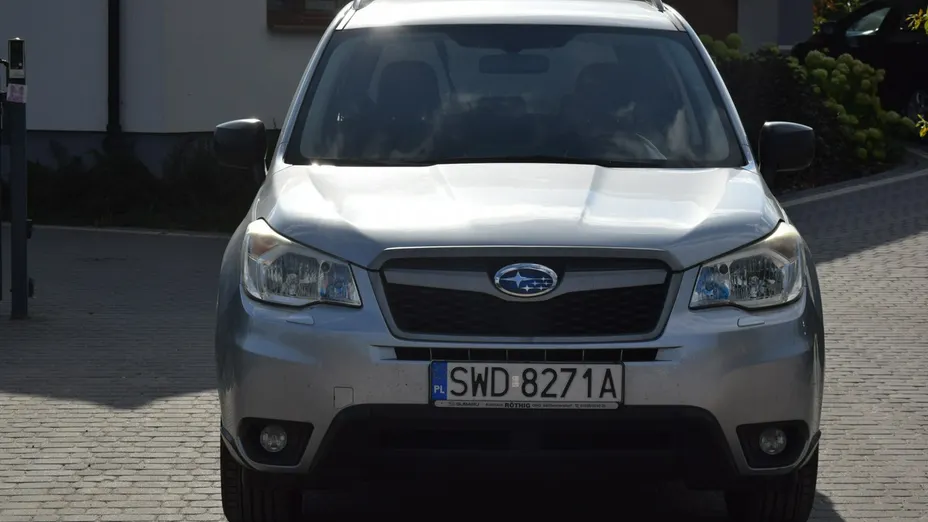 SUBARU Forester -