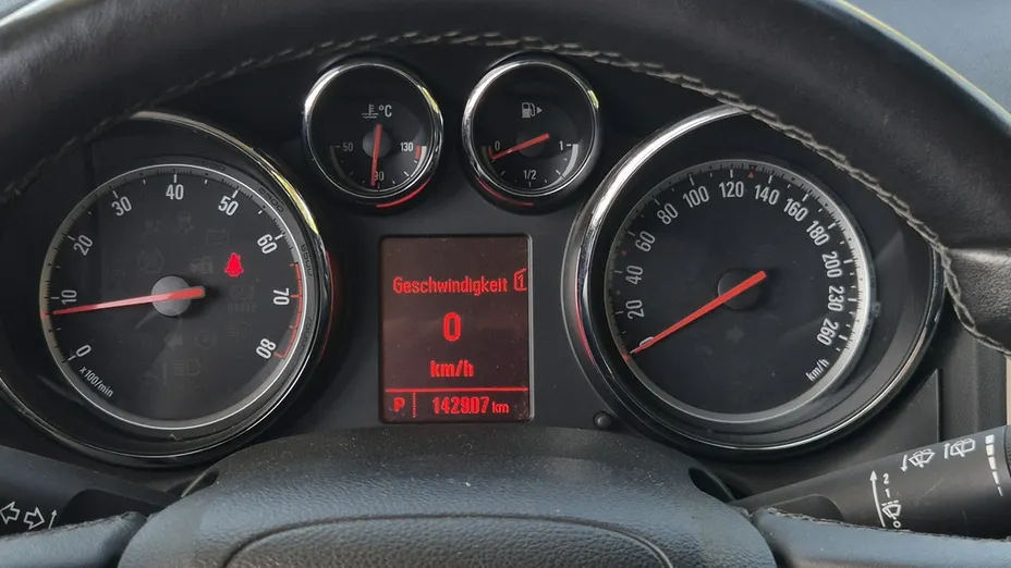 OPEL Astra -