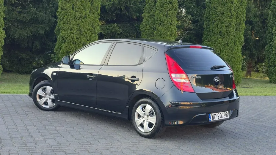 HYUNDAI i30 -