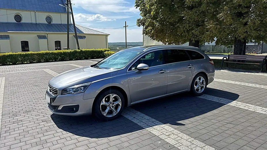 PEUGEOT 508 -