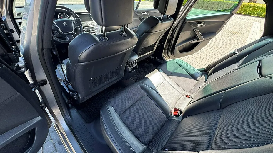 PEUGEOT 508 -