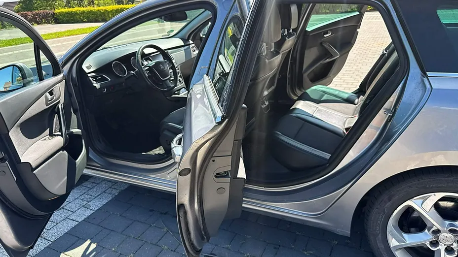 PEUGEOT 508 -