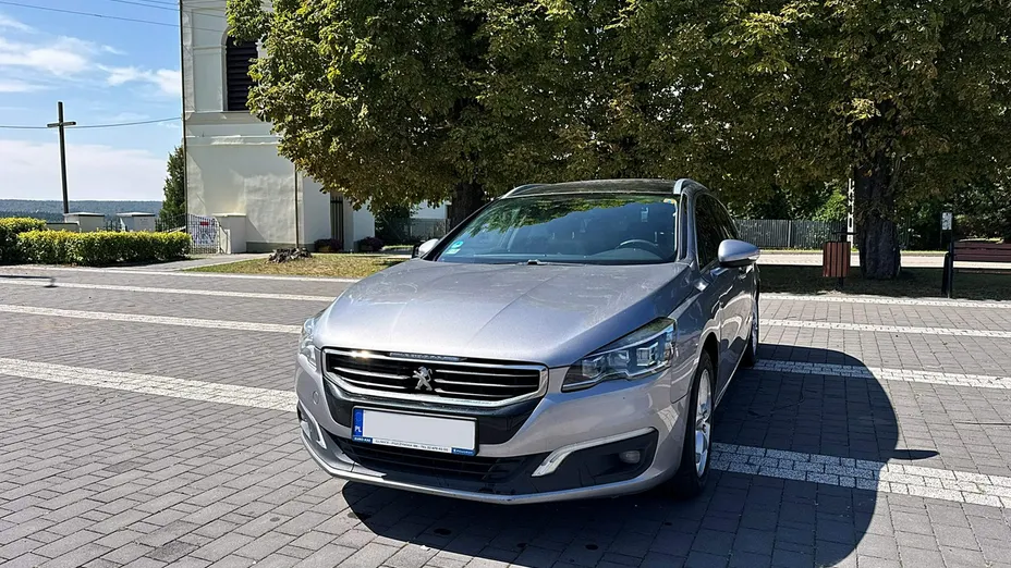PEUGEOT 508 -