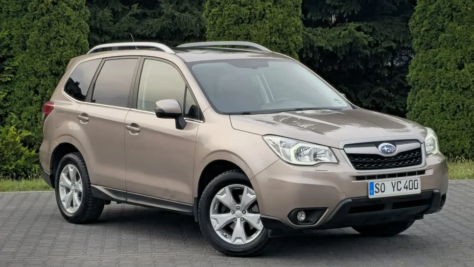 SUBARU Forester -