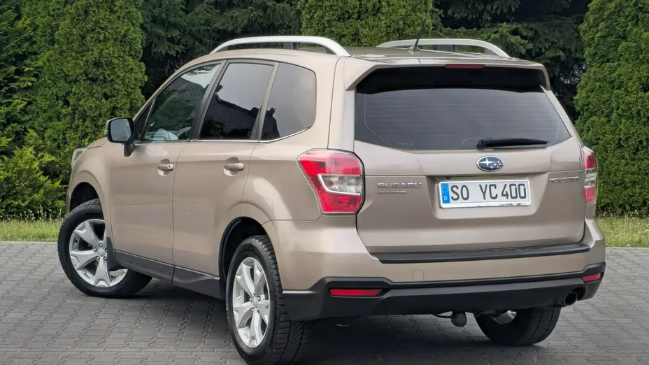 SUBARU Forester -