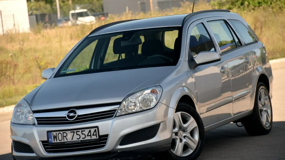 OPEL Astra -