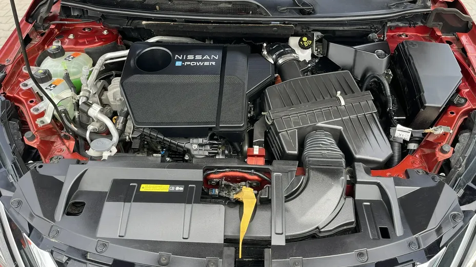 NISSAN Qashqai -