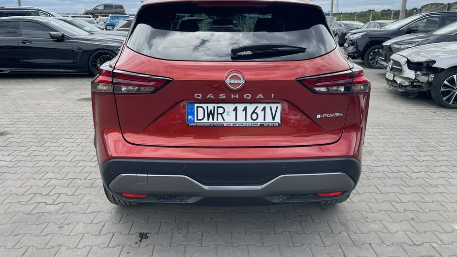 NISSAN Qashqai -