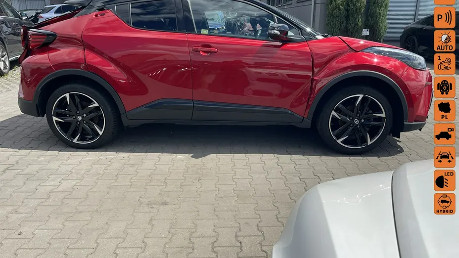 TOYOTA C-HR -