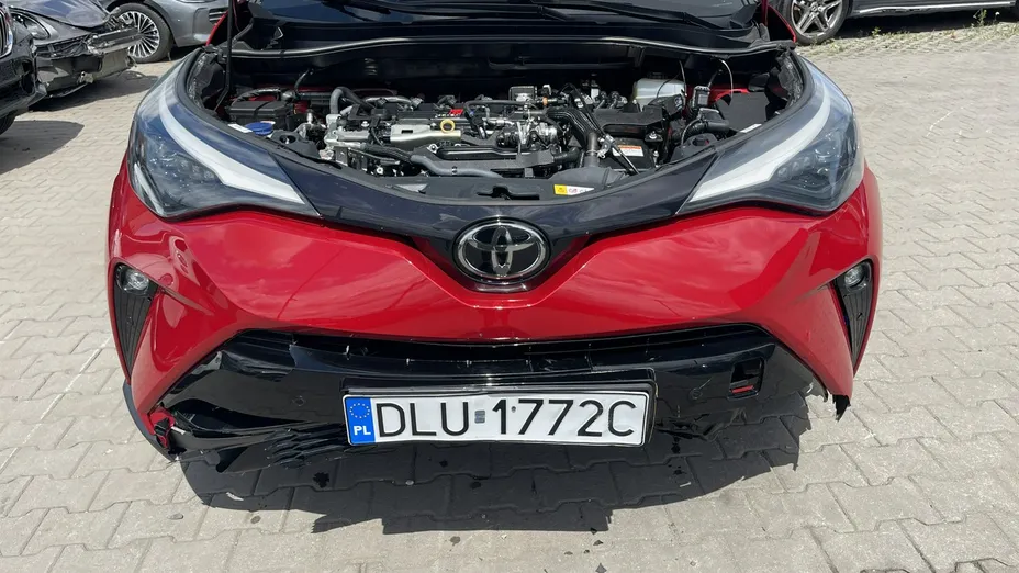 TOYOTA C-HR -