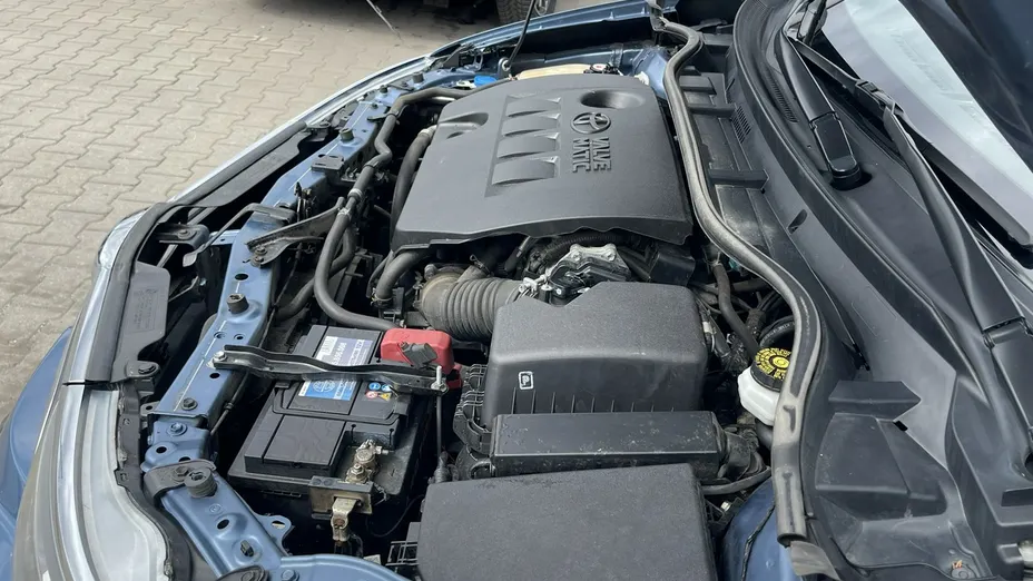 TOYOTA Auris -