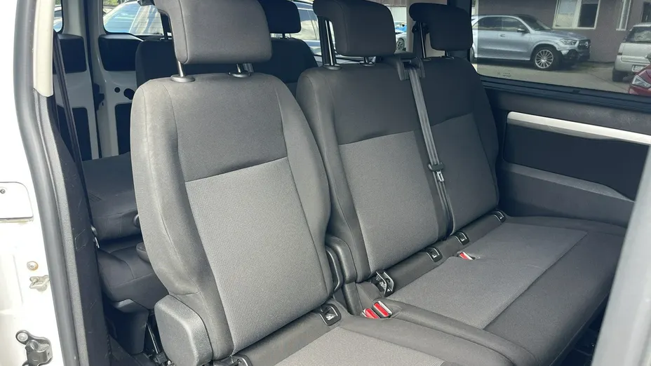 TOYOTA Proace Verso -