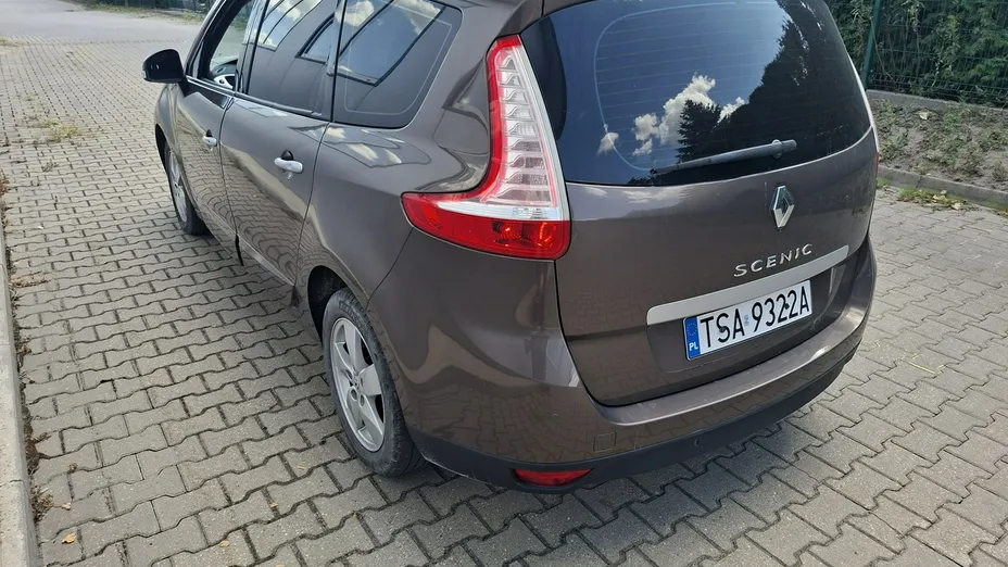 RENAULT Grand Scenic -