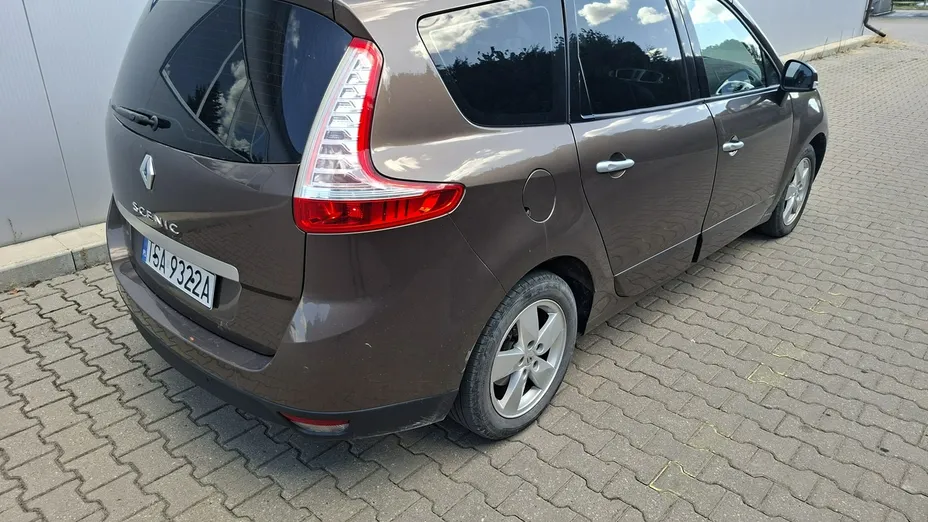 RENAULT Grand Scenic -