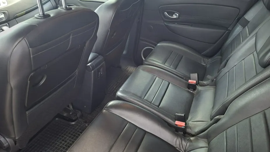 RENAULT Grand Scenic -