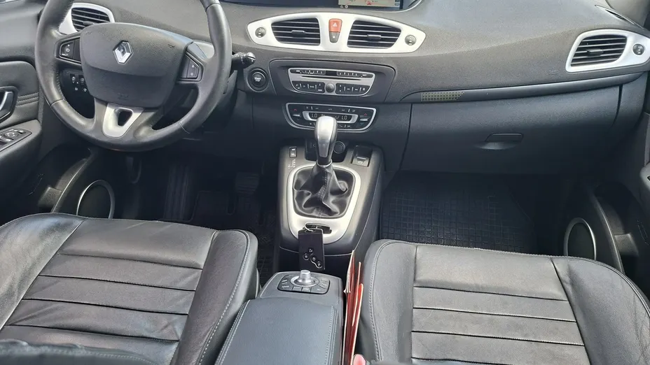 RENAULT Grand Scenic -