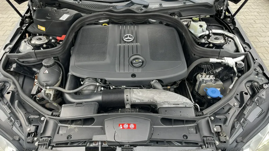 MERCEDES-BENZ E Klasa -