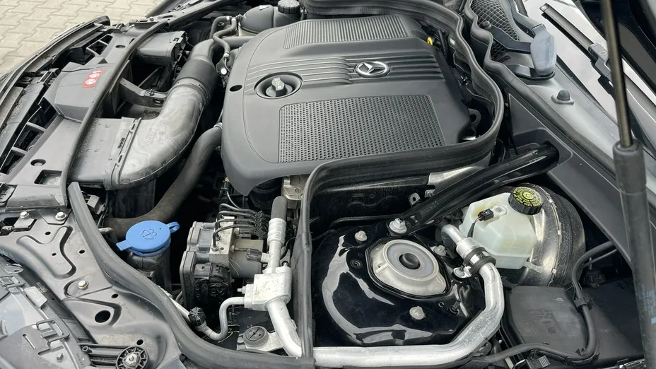 MERCEDES-BENZ E Klasa -