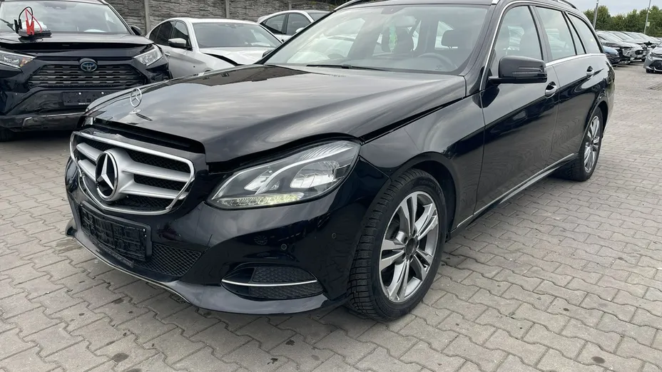 MERCEDES-BENZ E Klasa -