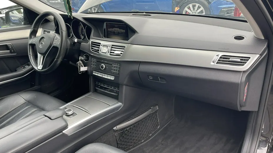 MERCEDES-BENZ E Klasa -