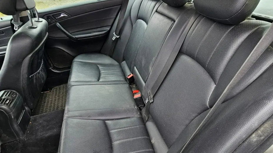 MERCEDES-BENZ C Klasa -