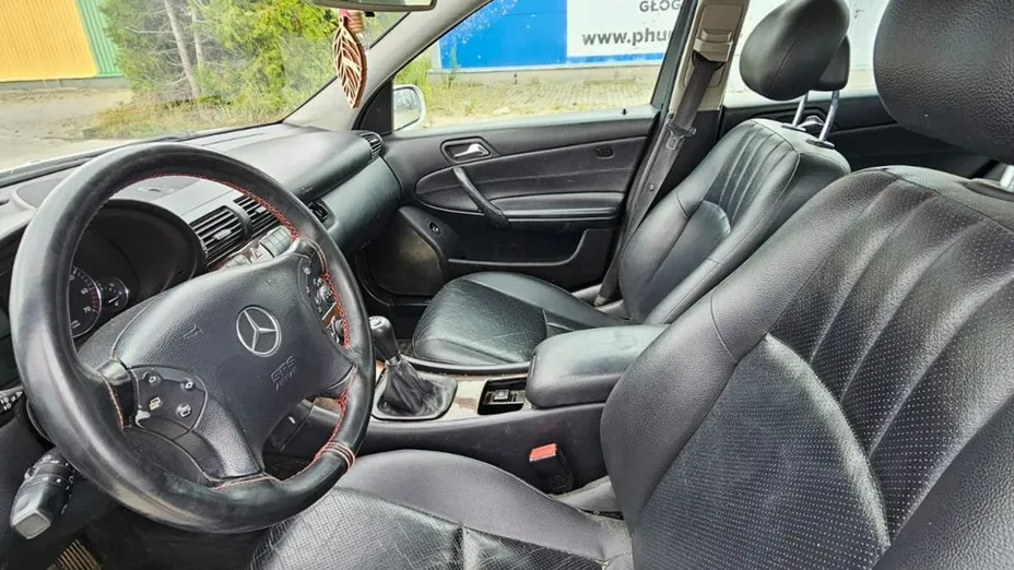 MERCEDES-BENZ C Klasa -