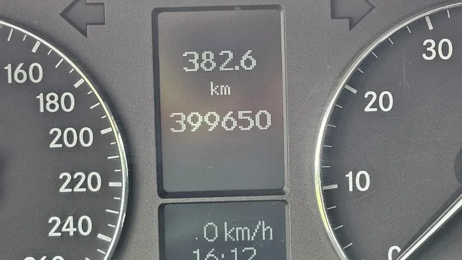 MERCEDES-BENZ C Klasa -