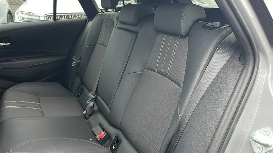TOYOTA Corolla -