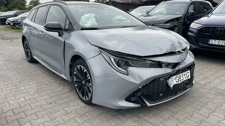 TOYOTA Corolla -