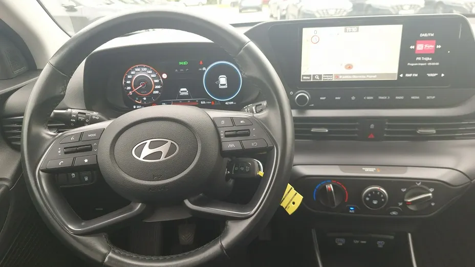 HYUNDAI i20 -