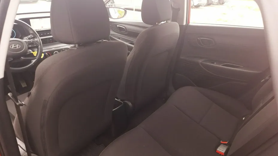 HYUNDAI i20 -