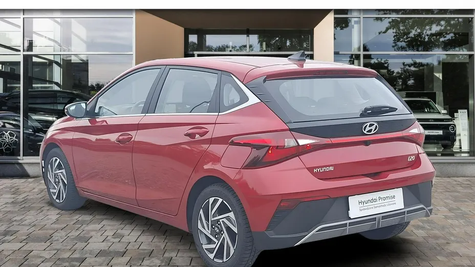 HYUNDAI i20 -