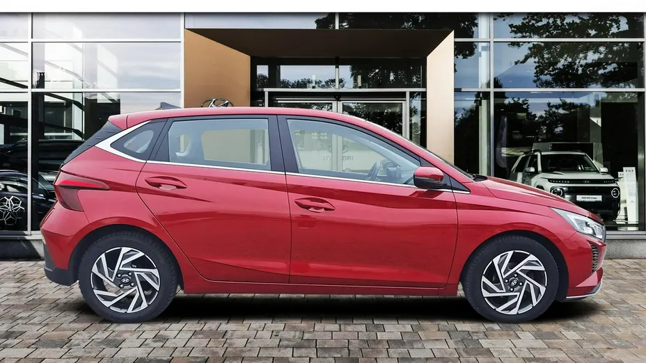 HYUNDAI i20 -