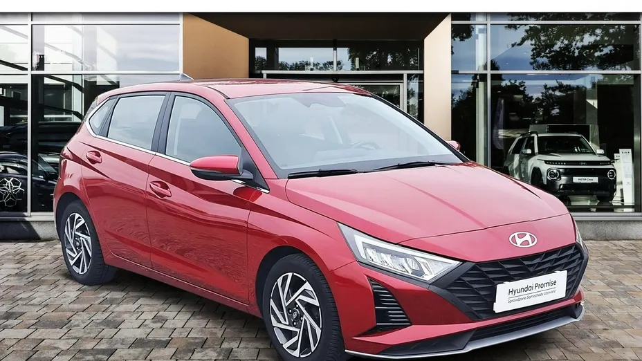 HYUNDAI i20 -