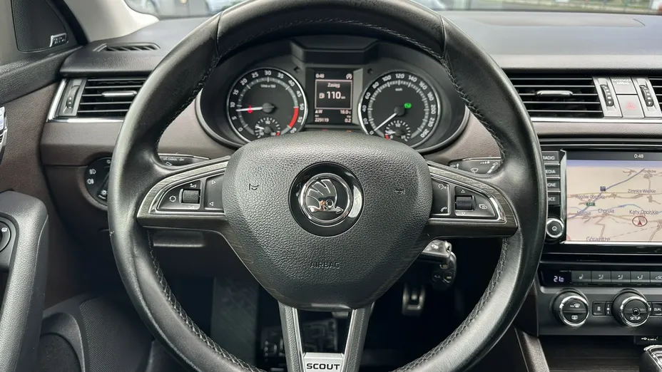 SKODA Octavia -